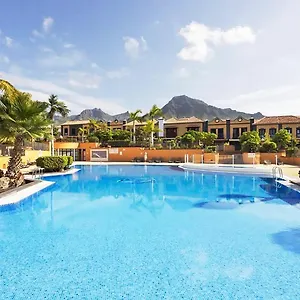 Exclusive Townhouse In Plaza Del Duque Close To The Holiday home